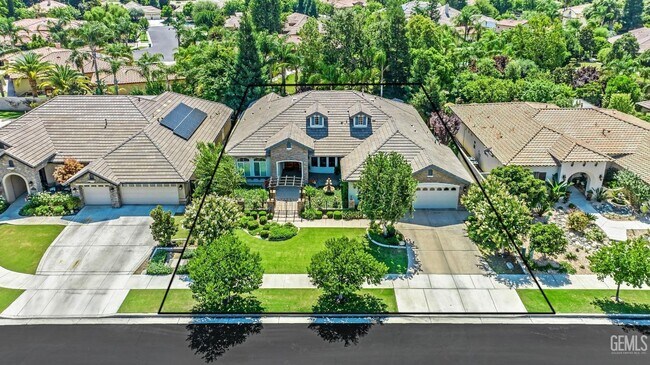 Building Photo - Brighton Estates Luxury 4-Bedroom Home wit...