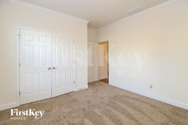 Building Photo - 4086 St Johns St