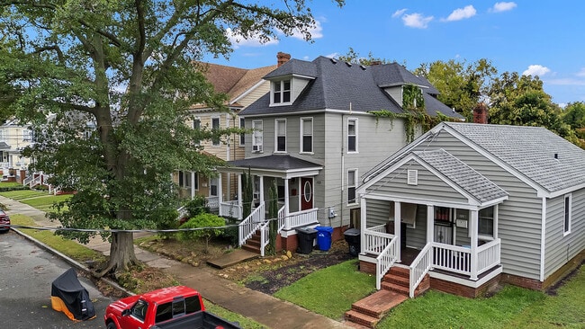 Building Photo - 122 Webster Ave