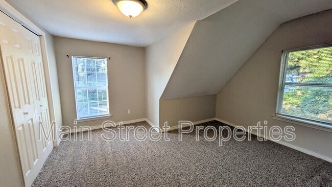 Building Photo - 3500 W Cervantes St