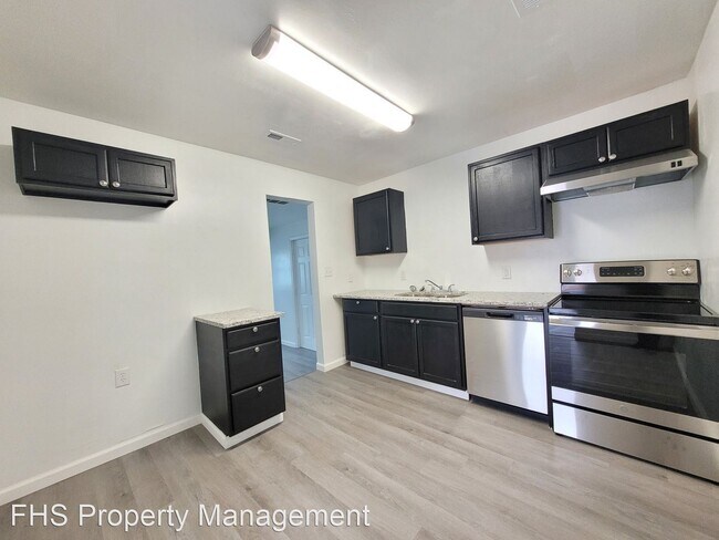 Building Photo - 4 br, 2 bath House - 1510 W Lynn St