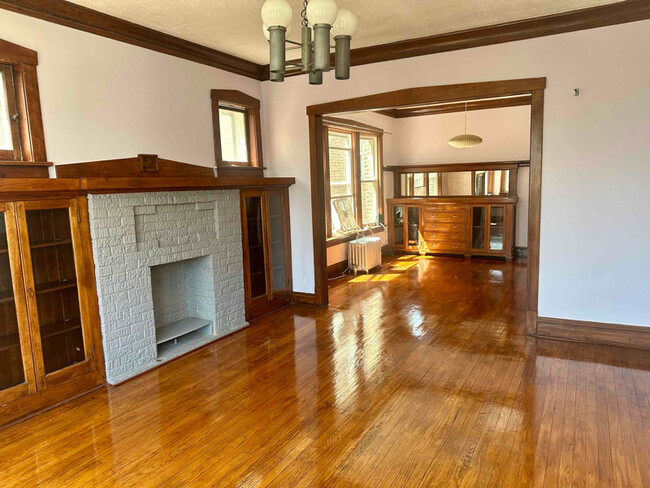 Primary Photo - 1100 N Spaulding Ave