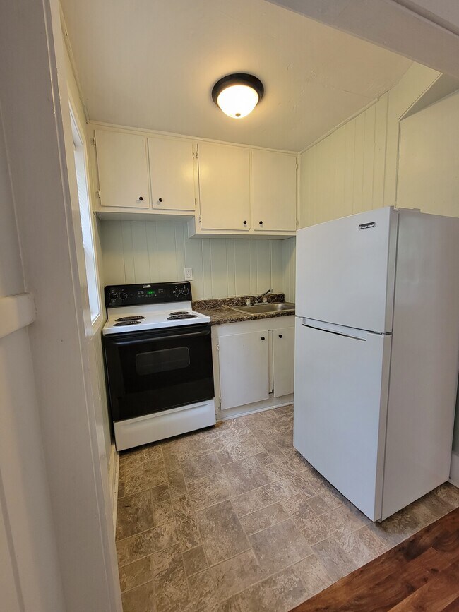 Building Photo - 1622 Colleton Ave