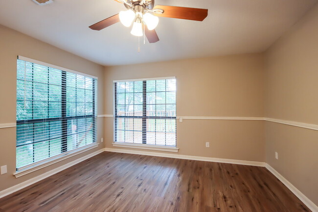 Building Photo - 11631 Alcott Dr