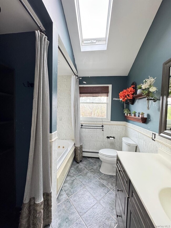 Building Photo - 34 Celia St