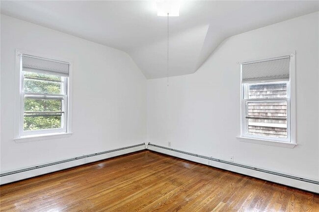Building Photo - 40 Brightridge Ave