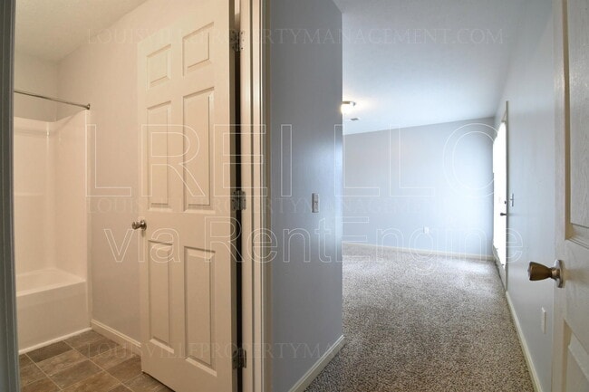 Building Photo - 304 Keeneland Dr