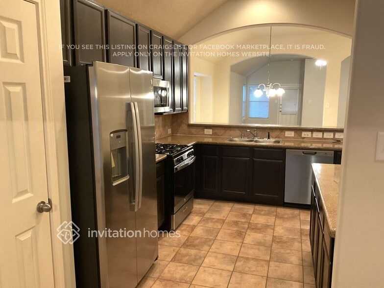 Building Photo - 30619 Ginger Trace Dr