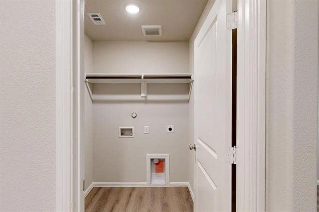 Building Photo - 409 Forsyth Dr