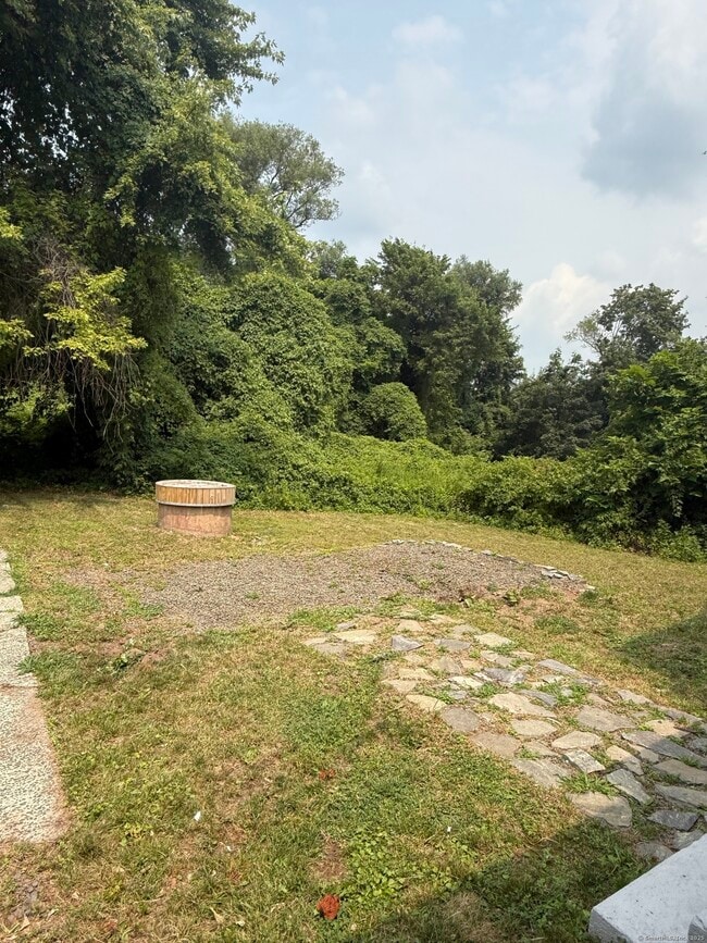 Building Photo - 30 Olds St