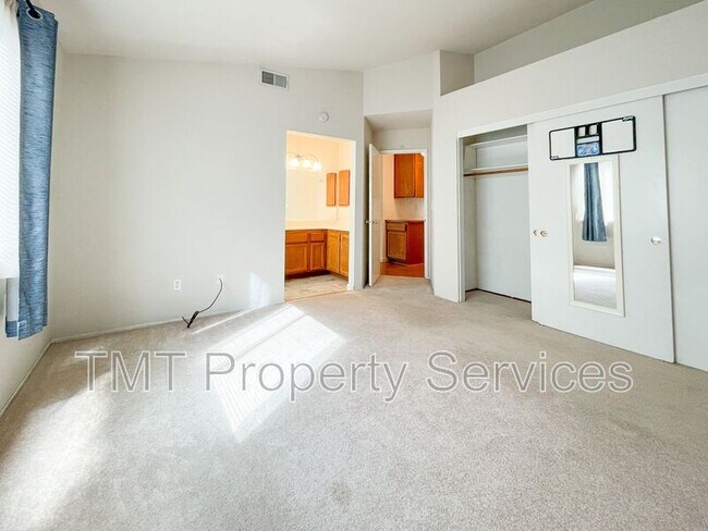 Building Photo - 8166 Morgan Hill Way