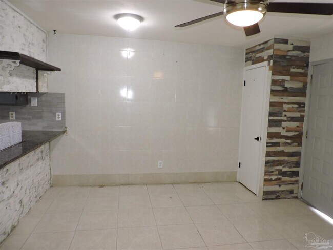Building Photo - 1345 Jasma Ln