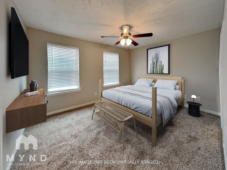 Building Photo - 423 John Deere Dr