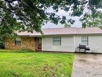 Building Photo - 453 Crestmont Cir