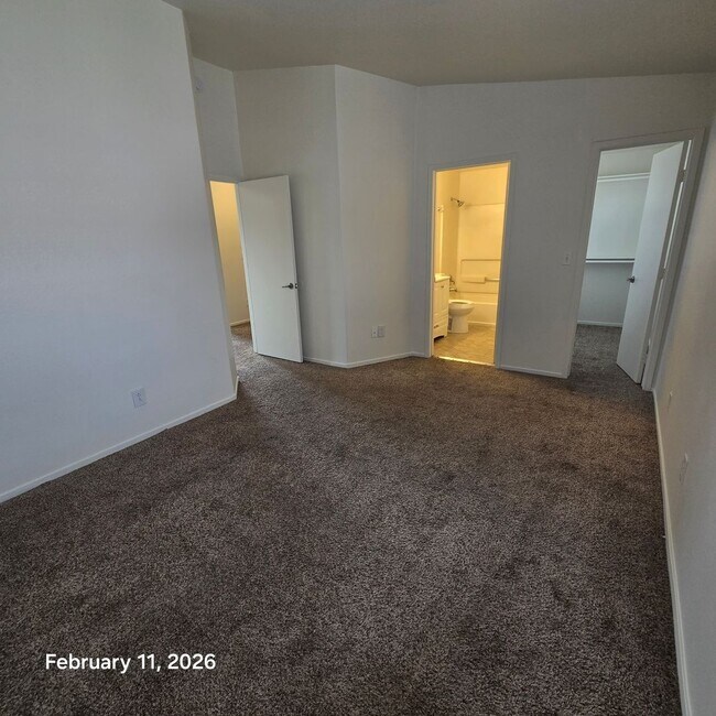 Building Photo - Gorgeous Townhouse for rent!!!