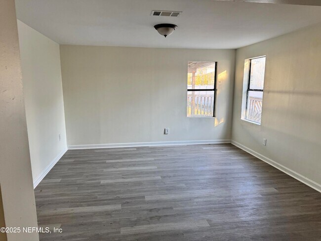 Building Photo - 4810 Cedar Point Rd