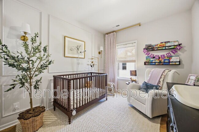 Building Photo - 3008 Oak Landing Dr
