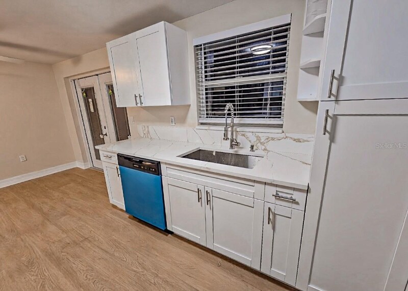 Building Photo - 8730 Sabal Way