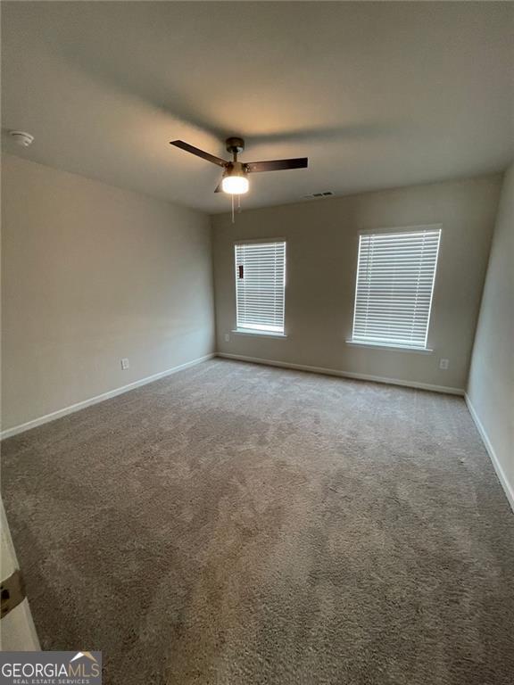 Building Photo - 25 Pineview Dr