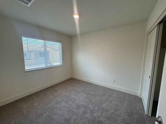 Building Photo - Brand New 3 Bed / 2.5 Bath Home for Rent –...