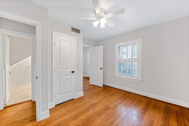 Building Photo - 1609 Driscoll St