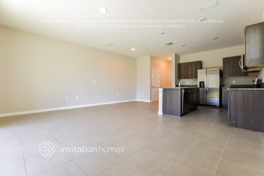 Building Photo - 8632 Milestone Dr