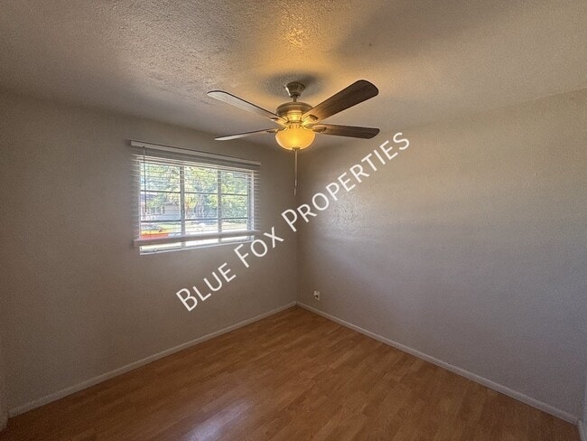 Building Photo - 5674 E Eastland St