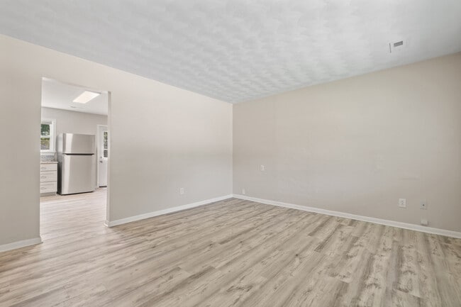Building Photo - 3305 Portobello Ct