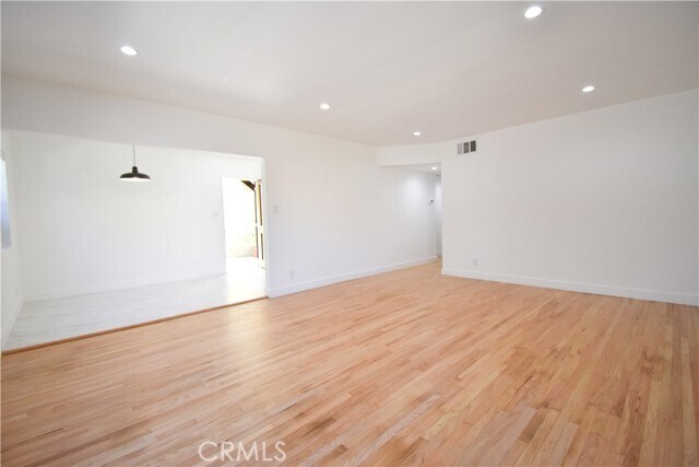 Building Photo - 1570 N Verdugo Rd