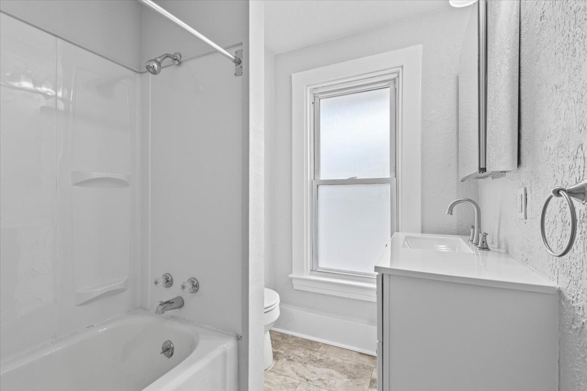 Building Photo - 401 Highfield Ave