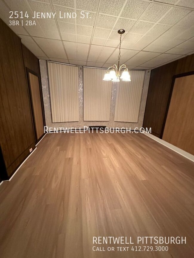 Building Photo - 3 Bedroom Home in McKeesport - Section 8 Only