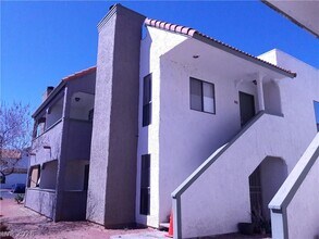 Building Photo - 1412 Bass Dr