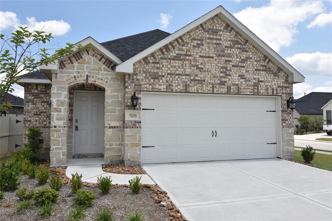 Building Photo - 9208 Inland Leather Ln