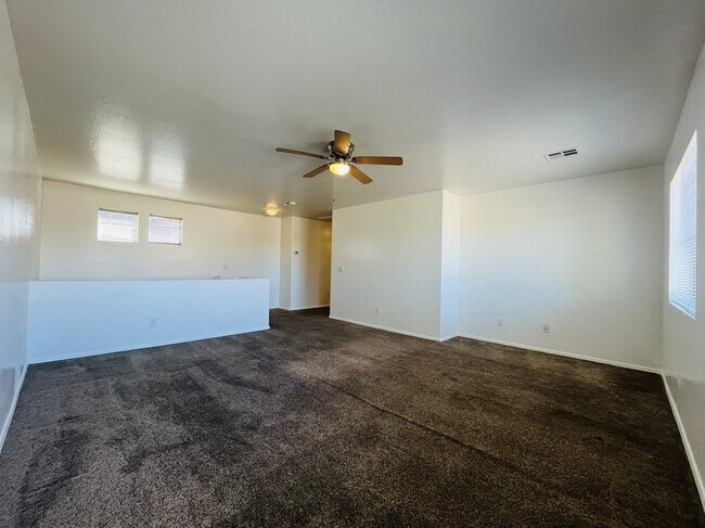 Building Photo - 7372 W Ian Dr