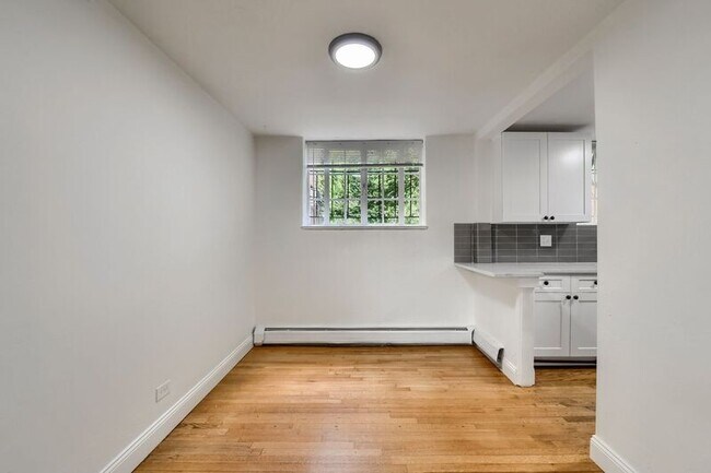 Building Photo - 2233 Kearney St