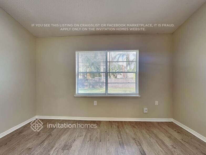 Building Photo - 4222 Shades Crest Ln