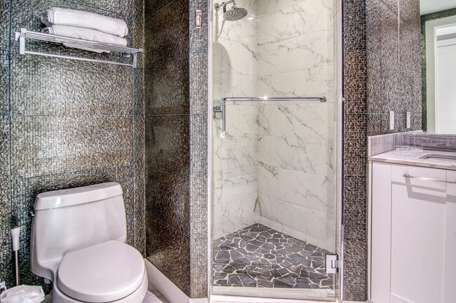 Building Photo - 1 Water Clb Wy