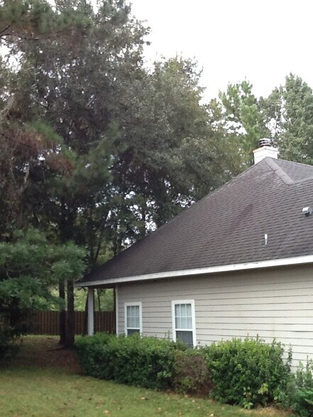 Building Photo - 11444 NW 18th Ln