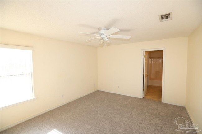 Building Photo - 319 Mizzen Ln