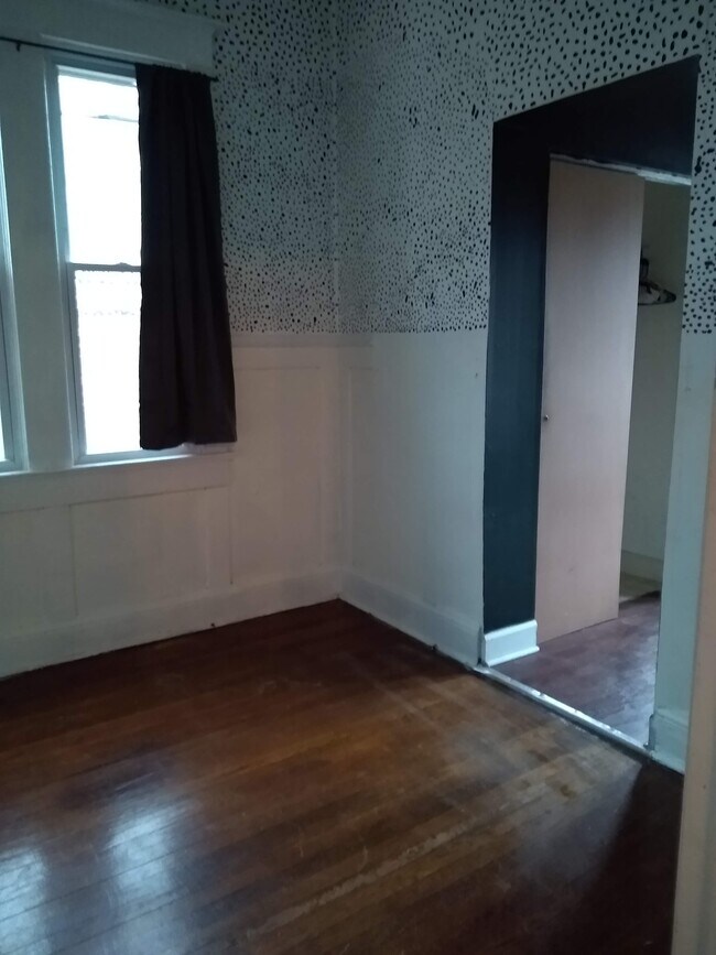 2nd Bedroom - 1422 13th Pl S