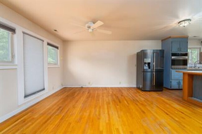 Building Photo - Uniquely breathtaking custom home with in-law suite on almost 4 acres