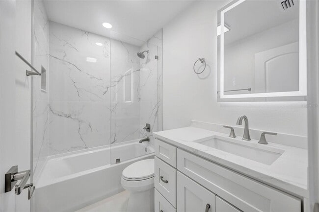 Building Photo - 11728 Raintree Dr