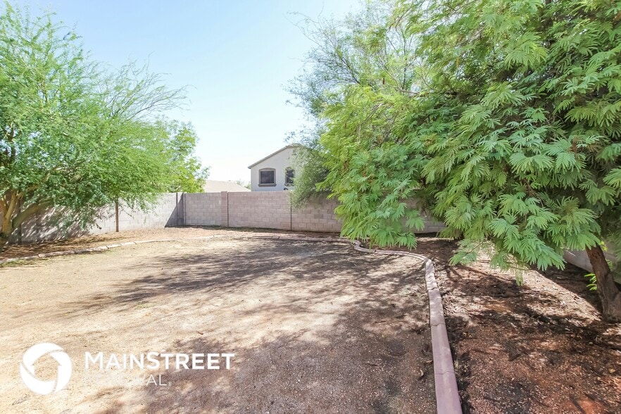 Building Photo - 17319 W Caribbean Ln