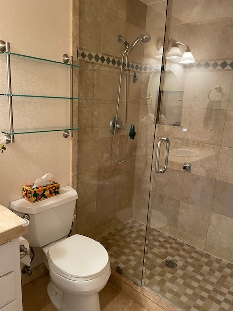 Building Photo - 4222 Beach Dr SW