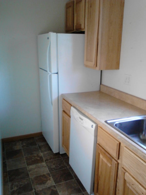 Building Photo - 324 6th Ave SW