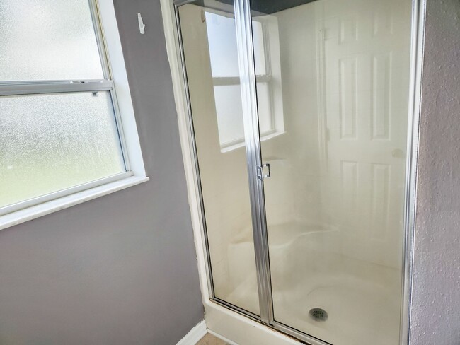 Building Photo - Port St. Lucie Pool Home for rent