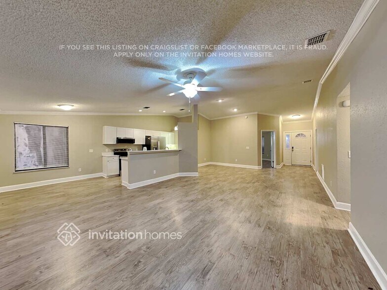 Building Photo - 3149 Pathway Ct