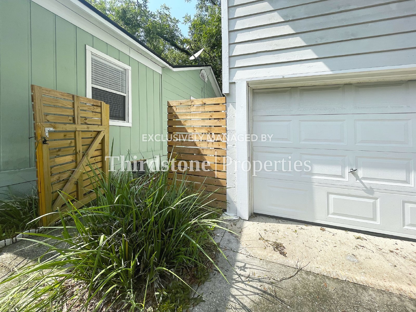 Building Photo - 725 Cherokee St