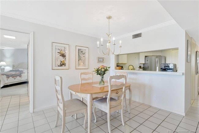 Building Photo - 9500 S Ocean Dr