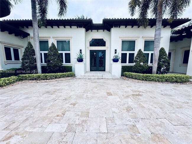 Building Photo - 6180 SW 132nd St